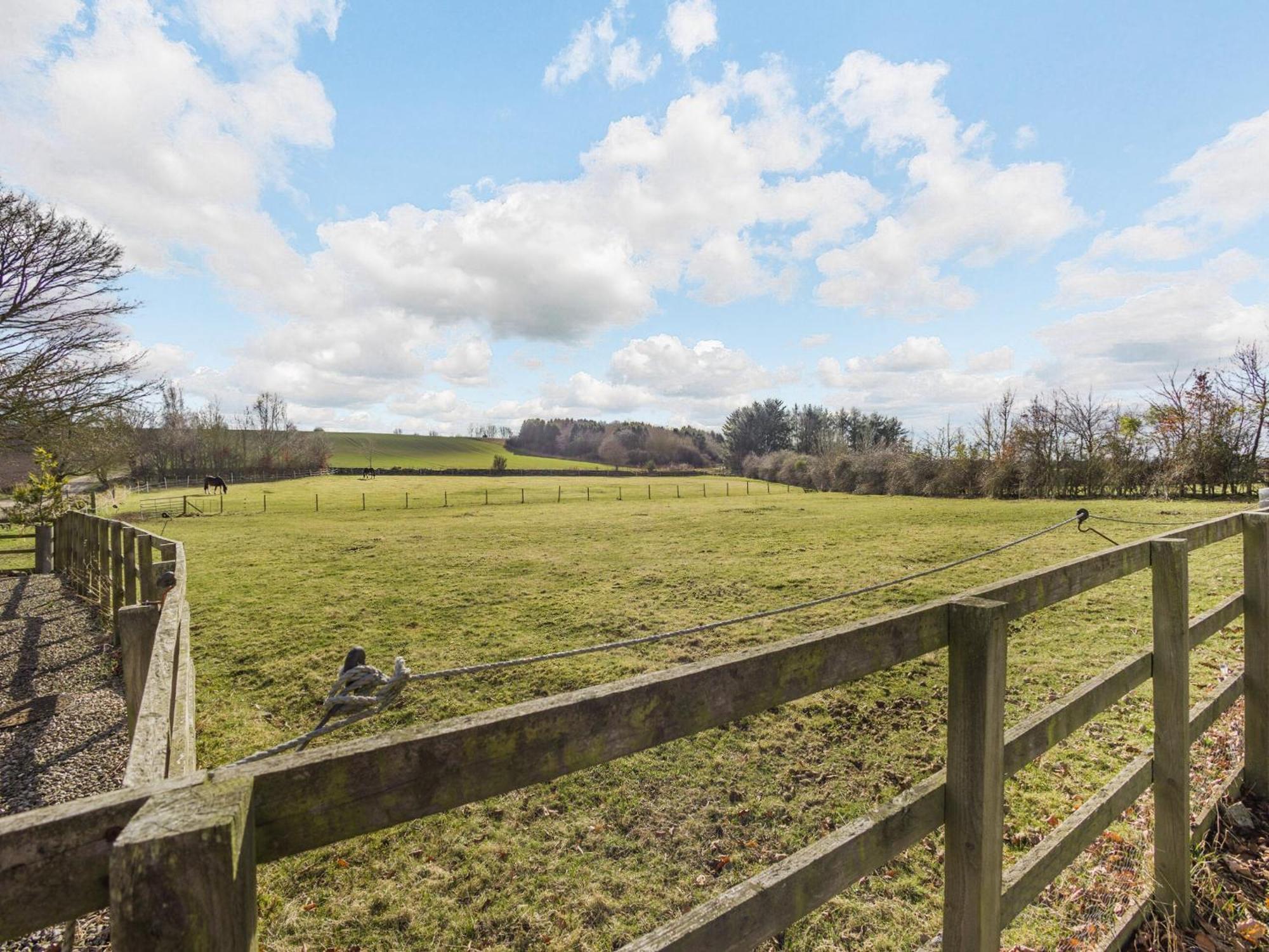 Appletree Cottage Kirkton of Tealing Экстерьер фото